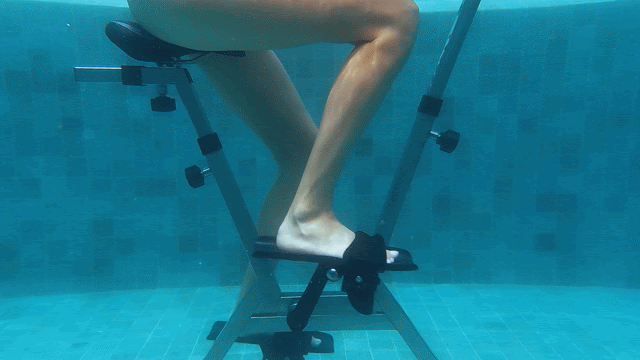 Pedalling on the Lovee Aquabike underwater with smooth movement and natural resistance